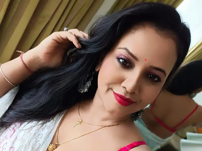 Housewife Call Girls in Guwahati